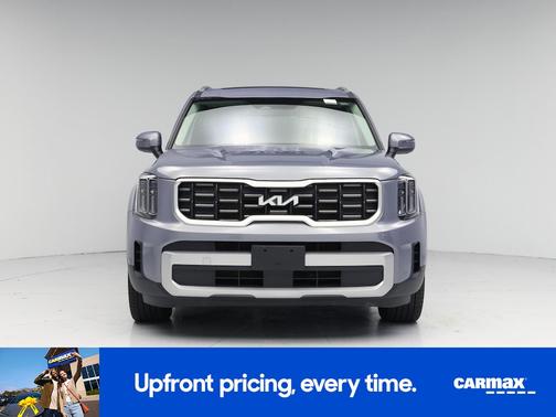 Silver 2023 Kia Telluride S