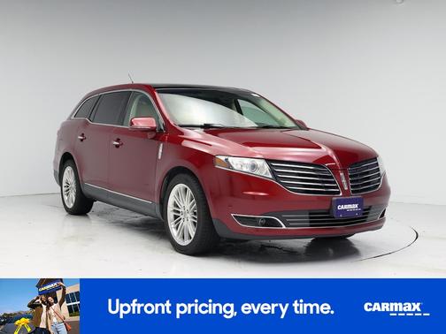 Red 2018 Lincoln MKT Reserve