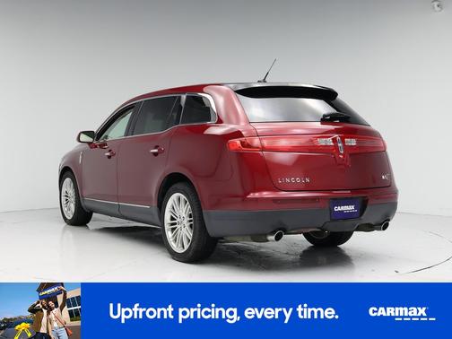 Red 2018 Lincoln MKT Reserve