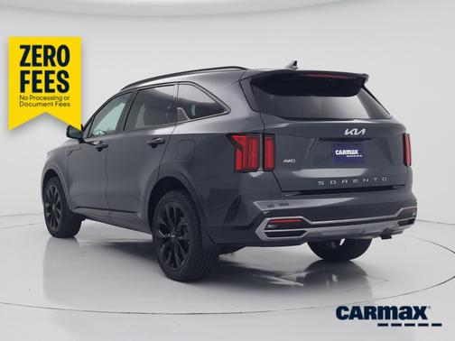 Gray 2022 Kia Sorento SX