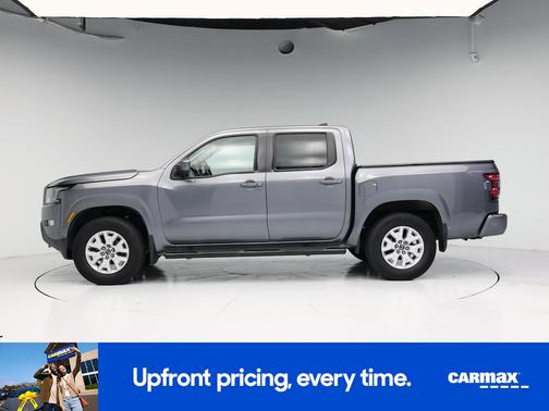 Gray 2022 Nissan Frontier SV