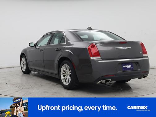 2021 Chrysler 300 Touring L