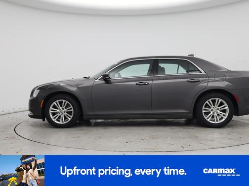 2021 Chrysler 300 Touring L