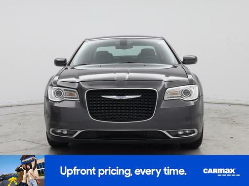 2021 Chrysler 300 Touring L