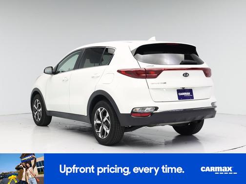 White 2020 Kia Sportage LX