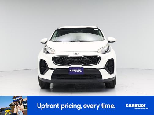 White 2020 Kia Sportage LX