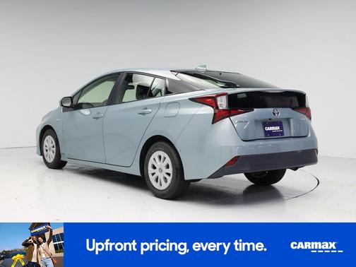 Green 2019 Toyota Prius LE