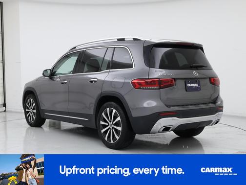 Gray 2022 Mercedes-Benz GLB 250