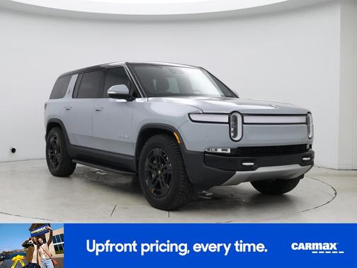 Gray 2024 Rivian R1S Adventure Dual-Motor Max