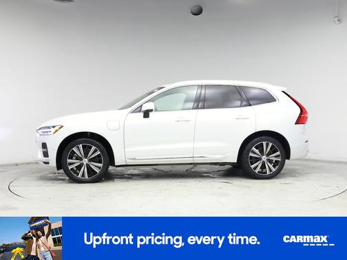 2023 Volvo XC60 Recharge Plug-In Hybrid T8 Plus Bright Theme
