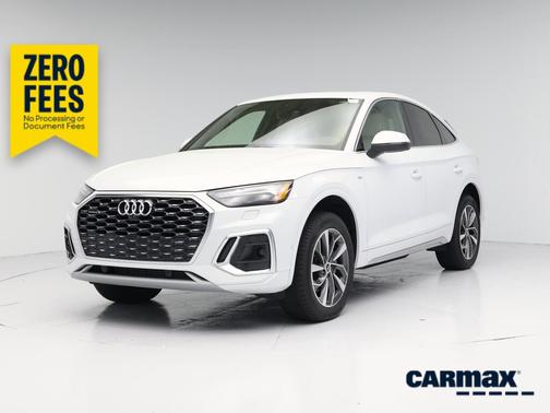 White 2022 Audi Q5 Sportback S-Line Prestige