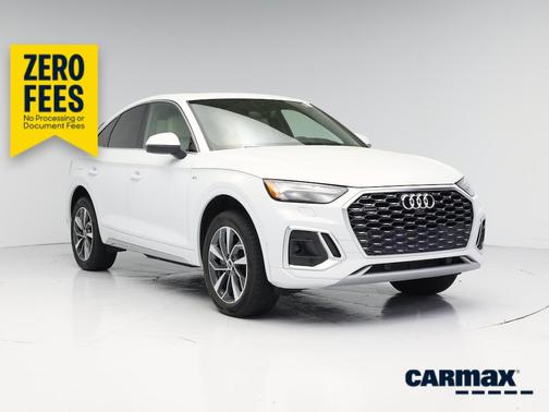 White 2022 Audi Q5 Sportback S-Line Prestige