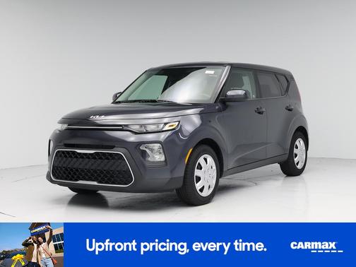 Gray 2022 Kia Soul LX
