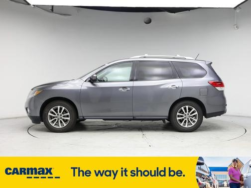 2015 Nissan Pathfinder SV