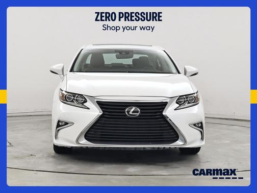 White 2017 Lexus ES 350