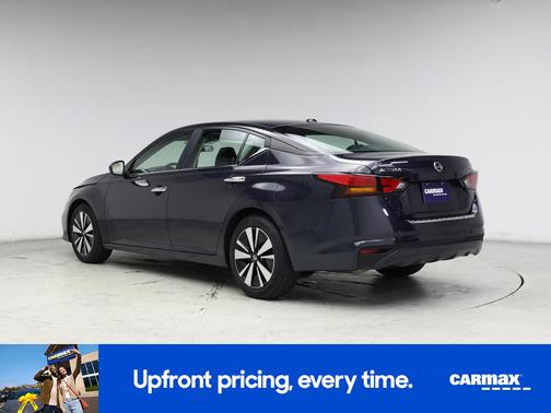 2022 Nissan Altima SV