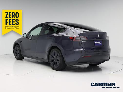 Gray 2024 Tesla Model Y Long Range