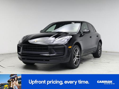 2022 Porsche Macan Base (PDK)