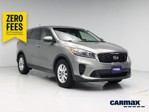 Gray 2019 Kia Sorento LX
