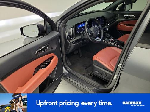 Black 2023 Kia Sportage Hybrid SX Prestige