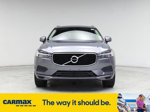 2018 Volvo XC60 T5 Momentum