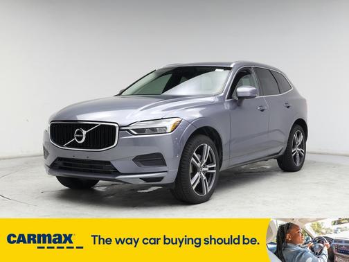 2018 Volvo XC60 T5 Momentum