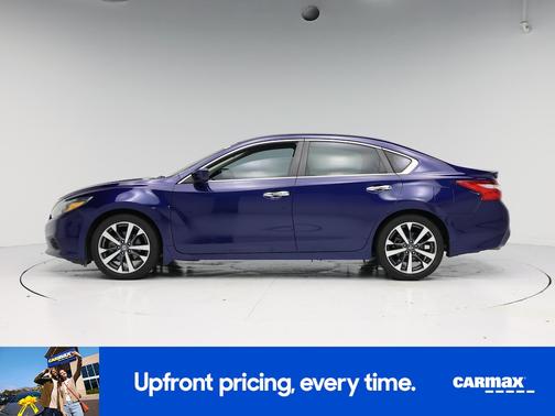 Blue 2016 Nissan Altima SR