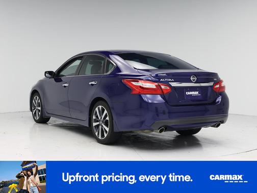 Blue 2016 Nissan Altima SR