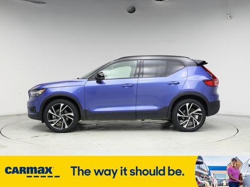2021 Volvo XC40 T4 R-Design