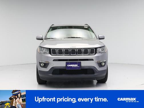 Silver 2017 Jeep Compass All-New Latitude