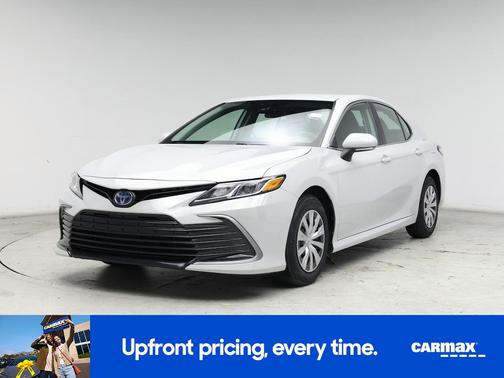 2022 Toyota Camry Hybrid LE