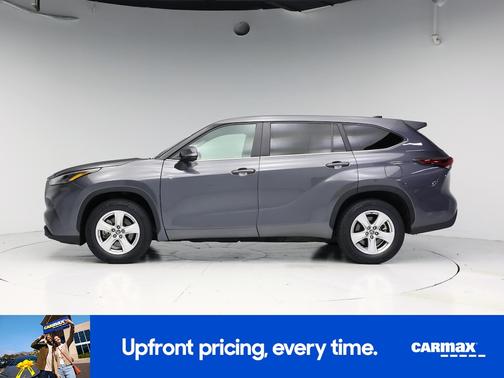 Gray 2025 Toyota Highlander LE