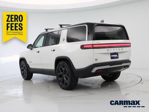 White 2025 Rivian R1S Adventure Dual-Motor Max