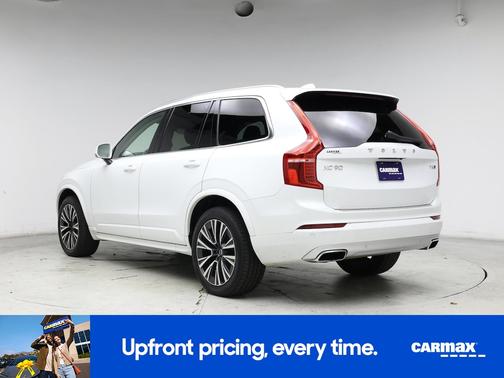 2021 Volvo XC90 T6 Momentum