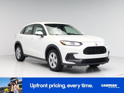 White 2023 Honda HR-V LX