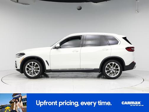 White 2023 BMW X5 sDrive40i