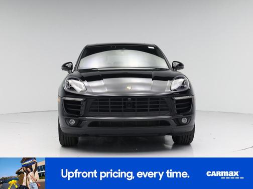 Black 2018 Porsche Macan