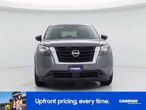 Gray 2023 Nissan Pathfinder S