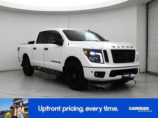 2019 Nissan Titan SV