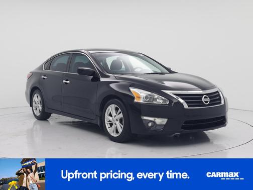 Black 2015 Nissan Altima SV