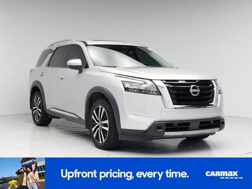 Silver 2023 Nissan Pathfinder Platinum