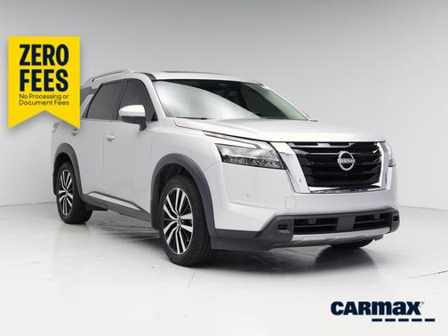 Silver 2023 Nissan Pathfinder Platinum