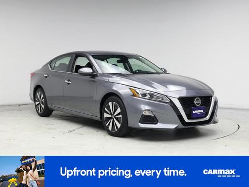 2022 Nissan Altima SV