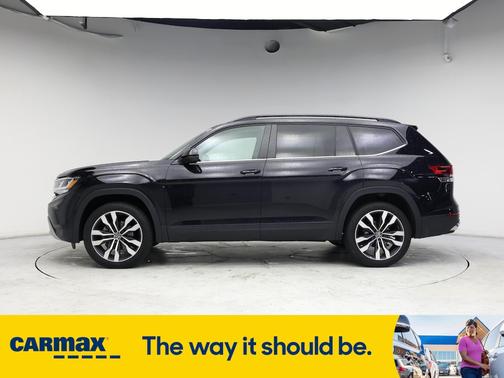 2022 Volkswagen Atlas SE w/Tech