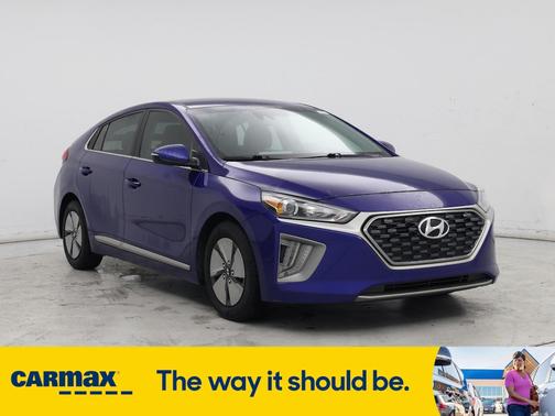 2022 Hyundai IONIQ Hybrid SE