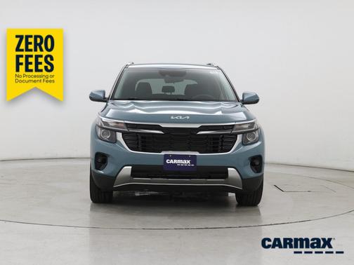 Blue 2024 Kia Seltos EX