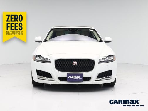 White 2018 Jaguar XF 25t Prestige