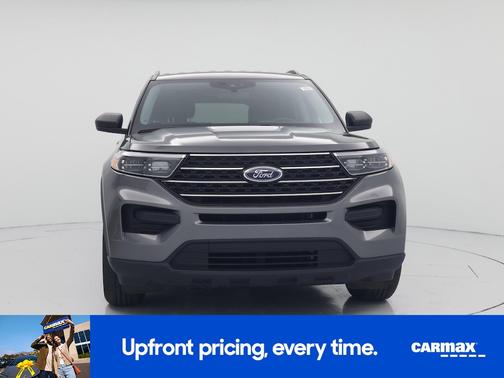 Gray 2022 Ford Explorer XLT