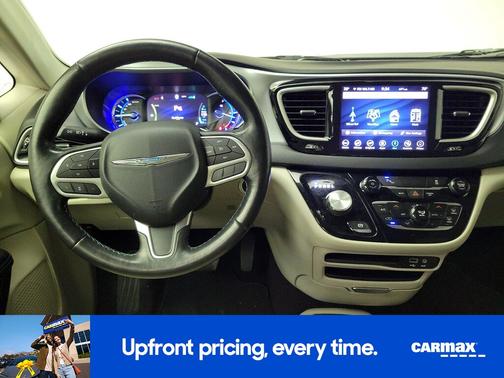 2020 Chrysler Pacifica Hybrid Touring L