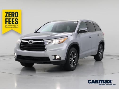 Silver 2016 Toyota Highlander XLE